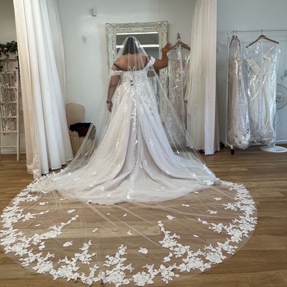 Cathedral Veil - 108” Long